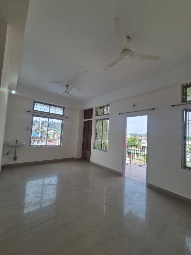 Semi Furnished 3bhk in Chandmari, Guwahati, Assam, India for Rent
